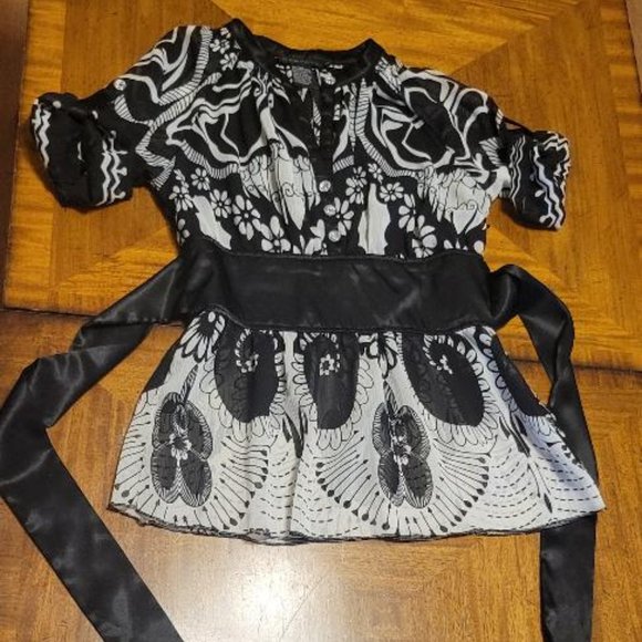 Rampage Chiffon and Satin Blouse - Picture 2 of 10